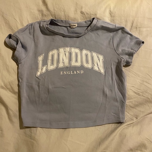 Tops - GARAGE Cropped Graphic LONDON Tee.